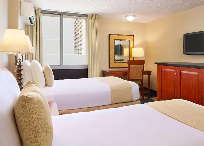 Ewa Hotel Waikiki